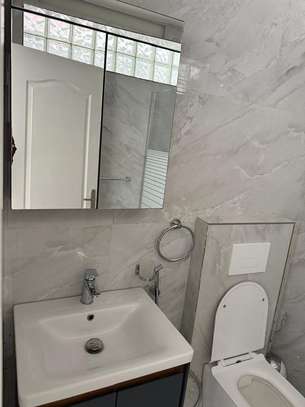 Appartement meublé à Avenue blaise Diagne ville image 4