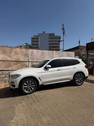 Bmw x3 xdrive 30i image 3