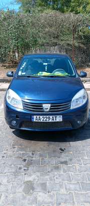 Dacia Sandero 2011 image 2
