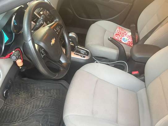 Chevrolet Cruz 2015 image 5