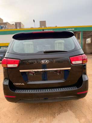 Kia karnival 2016 image 11