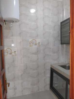 Appartement F3 tout neuf à louer à Fass image 6