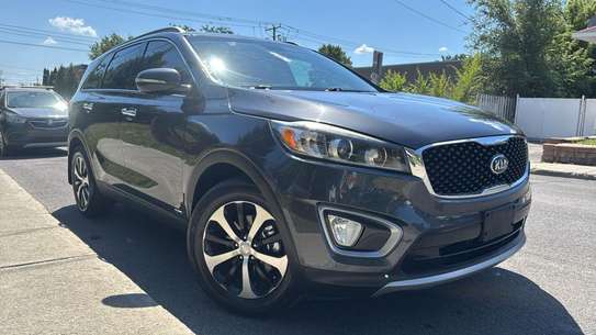 Kia Sorento EX image 2