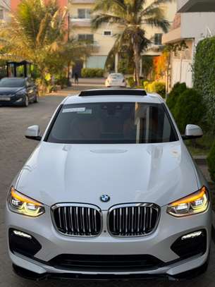 BMW X4 image 4