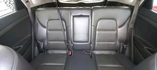 Hyundai Tucson 4*4 image 7