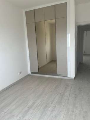 Appartement 3 chambres point E image 4