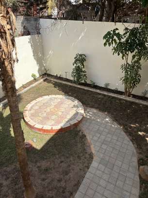 Villa à louer aux Almadies image 5