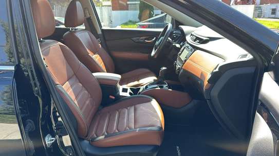 Nissan rogue image 6