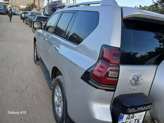 TOYOTA PRADO Année : 2014 image 3