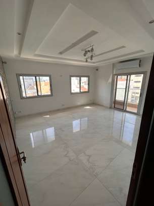Appartement f4 à louer aux Almadies image 2