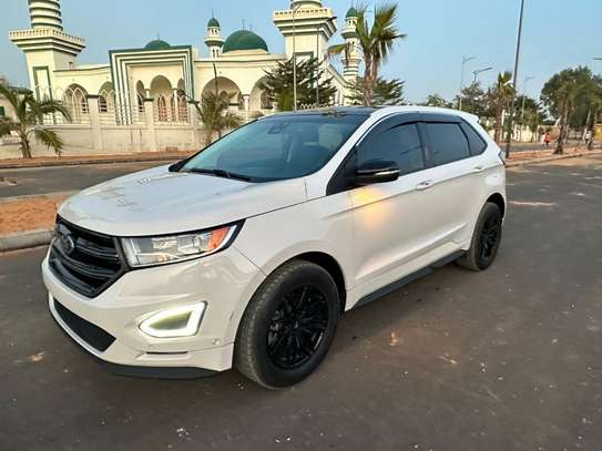 Ford edge sport image 2