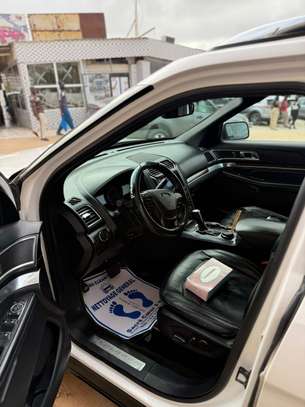 Ford Explorer 2017 image 4