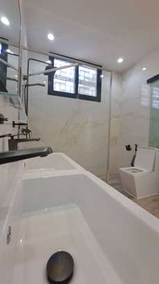 MAGNIFIGNE F4 A LOUR A NGOR ALMADIES image 10