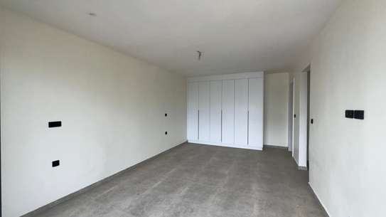 Appartement à louer au Point E image 10