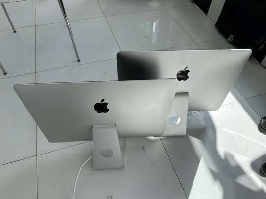 iMac i7, 2019 ( 21Pouce ) image 3