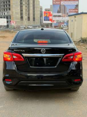 Nissan santra image 4