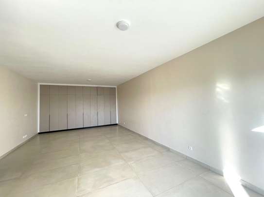 ALMADIES : Appartement 3 chambres à louer – Sande Marieme image 5