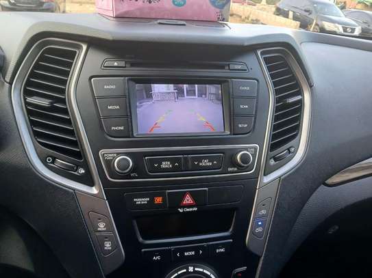 LOCATION HYUNDAI SANTA FE AUTOMATIQUE/ESSENCE image 1