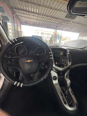 Chevrolet Cruze LT 2011 image 4