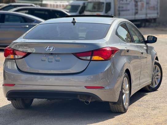 Hyundai Elantra 2016 venant image 4