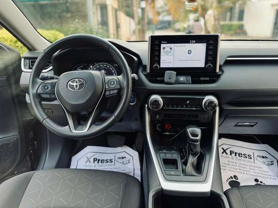 toyota rav 4 hybride 2022 image 8