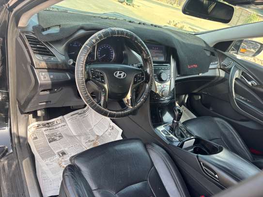 HYUNDAI GRANDEUR image 6