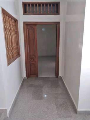 Un appartement de deux chambres salon à louer image 5
