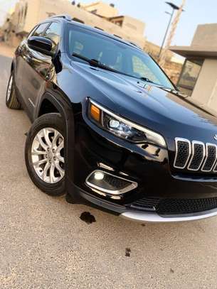 JEEP CHEROKEE LATITUDE 2019 image 6
