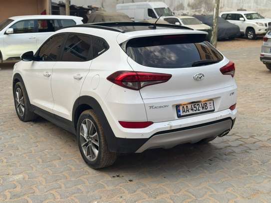 Hyundai Tucson 2017 image 2