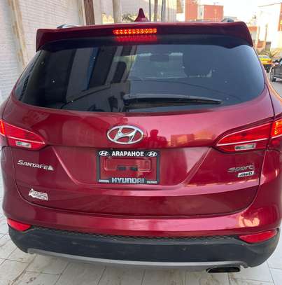 Hyundai santafe image 2