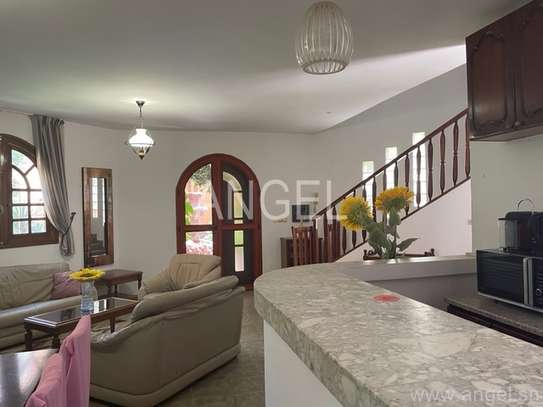 Ref_3053_PL Villa à louer à Ngor image 4