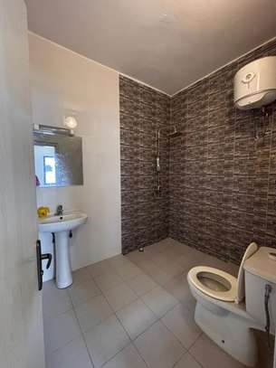 APPARTEMENT image 12