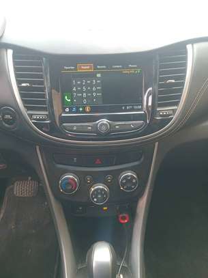 Chevrolet Trax LT image 3