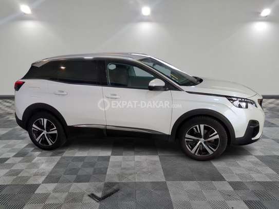 Peugeot 3008 image 2