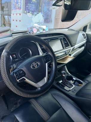 toyota highlander 2019 image 3