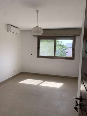 Appartement F4 à louer à Fann Résidence image 8