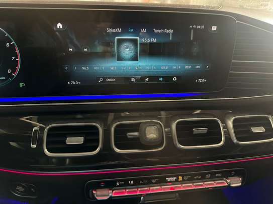 MERCEDES BENZ image 3