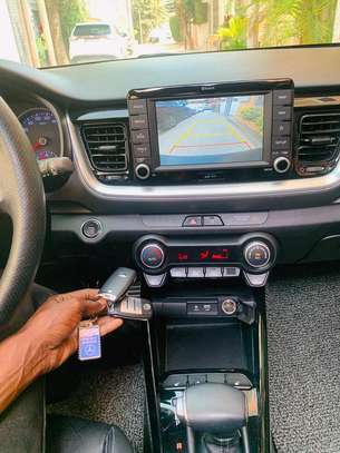 kia stonic gt 2018 image 14