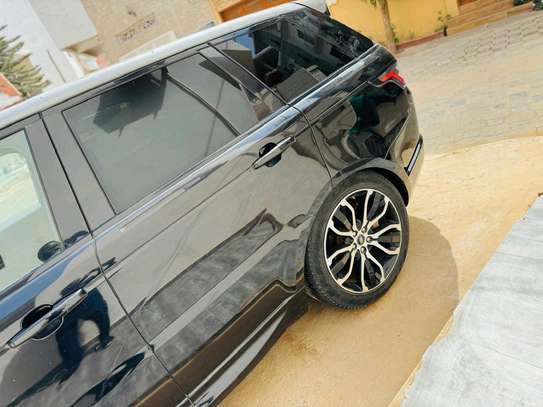 Range Rover 2021 image 3