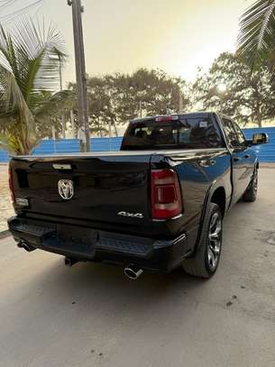 DODGE RAM image 6