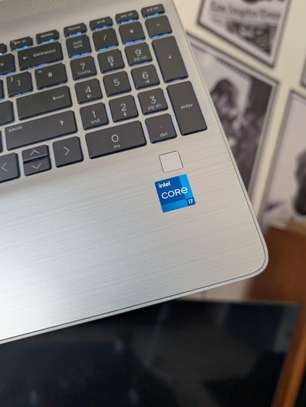 HP g9 / i7 12th gen / 512gb / 16gb ram ordinateur image 11