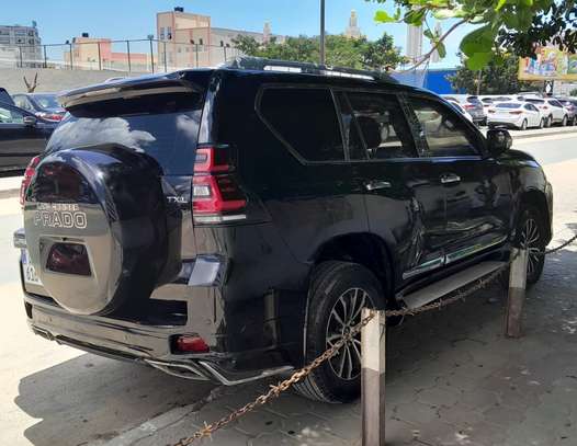 Toyota Prado T.S.L image 8