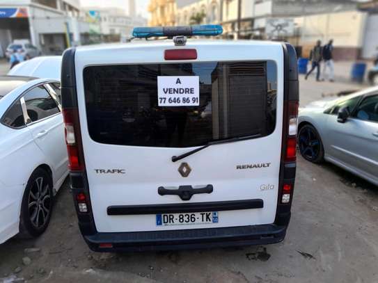 Renault trafic 2016 image 6