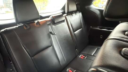 Toyota Highlander XSE édition spéciale image 11