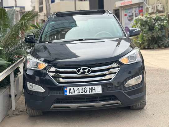 Hyundai SANTAFE image 1