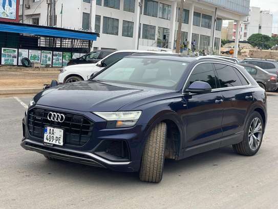 AUDI Q8 2020 image 1
