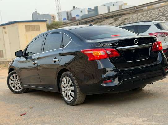 Nissan santra image 6