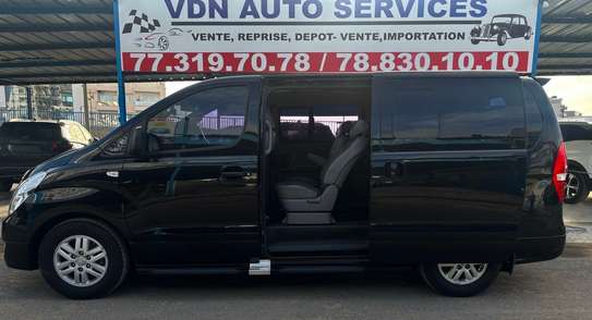 Hyundai Starex VIP Black double toit ouvrant image 2