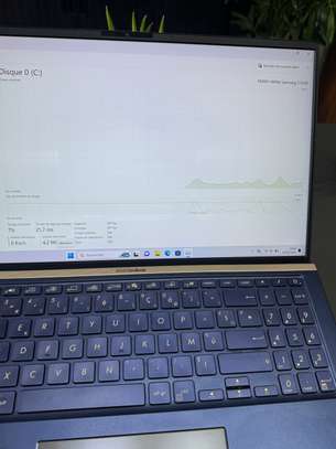 Asus zenbook i7 10th / ssd 512gb / 16gb ram image 3