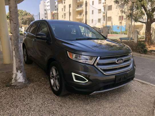 Ford Edge Titanium image 11